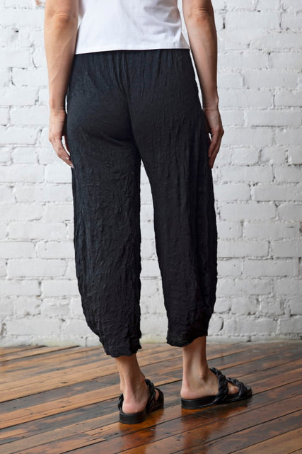 Tissue Crinkle Lantern Leg Capri