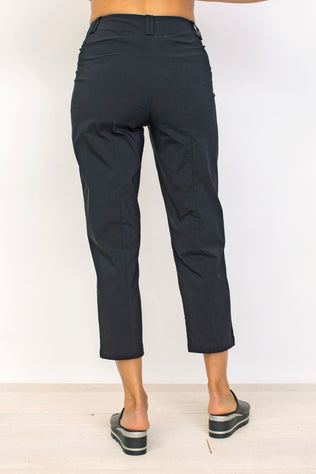 Power Stretch Slim Crop Pant