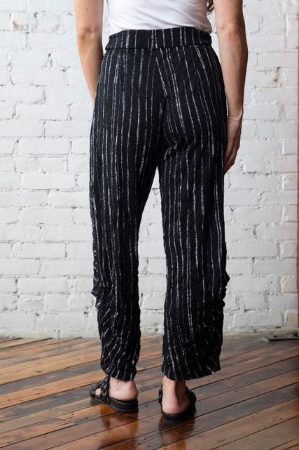 Bamboo Stripe Pleat Ankle Pant