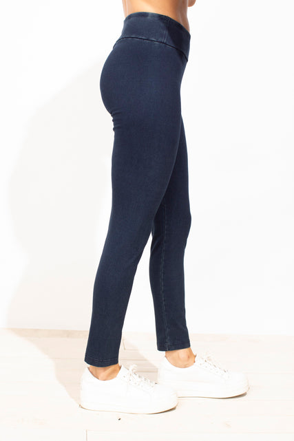 Stonewash Knit Slim Pant