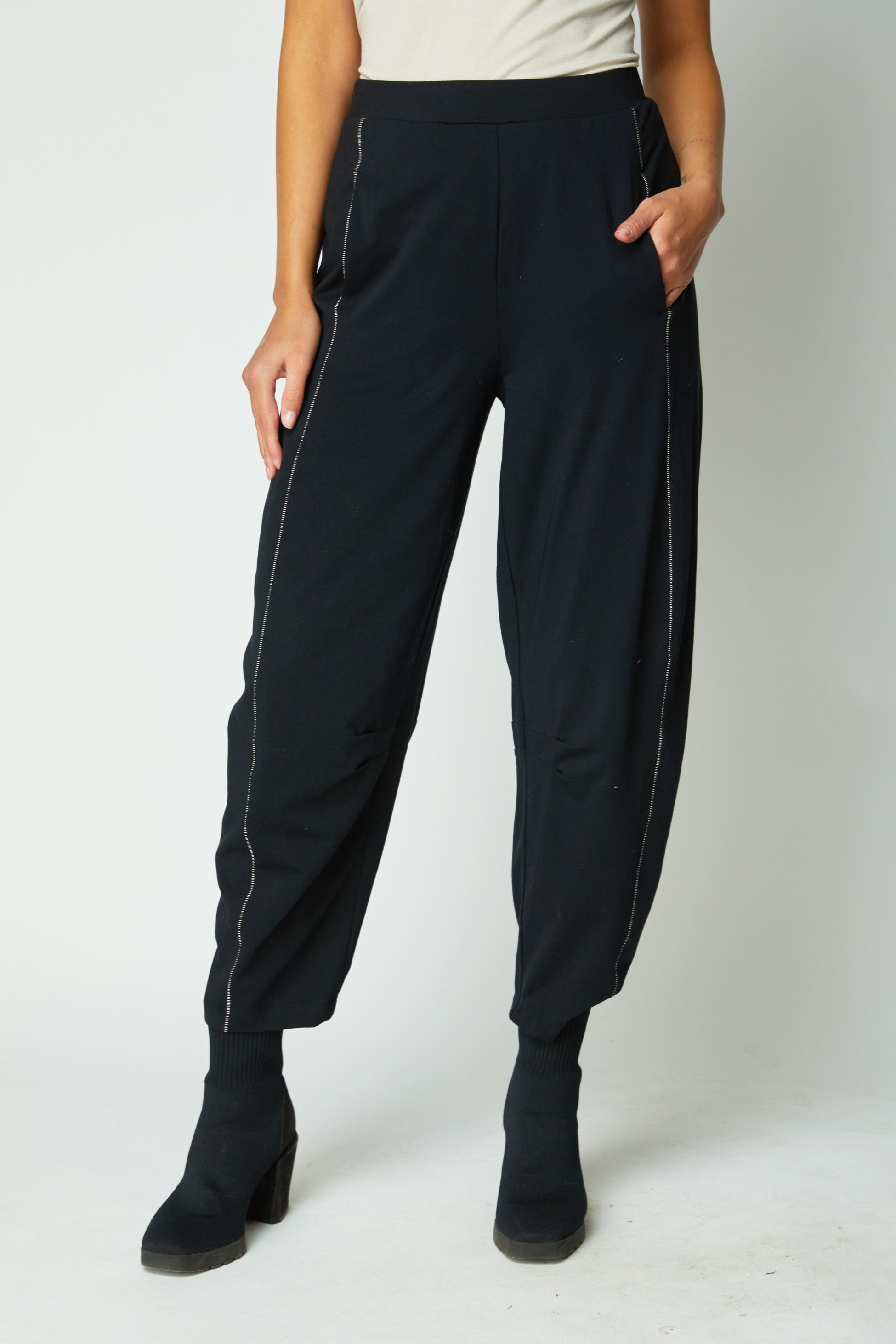 Essential Knit City Pant | Olivia by Habitat – Habitat Clothes Essential Knit City Pant | Olivia by Habitat – Habitat Clothes