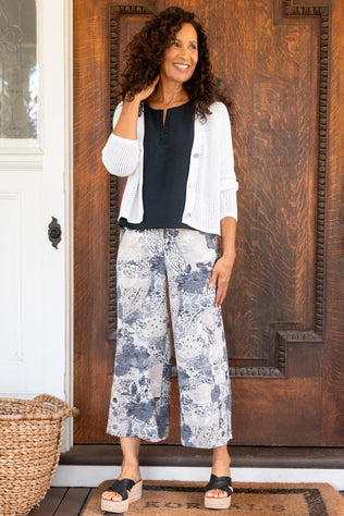 Destination Unknown Button Hem Crop Pant