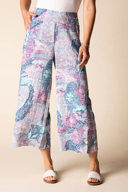 Destination Unknown Button Hem Crop Pant