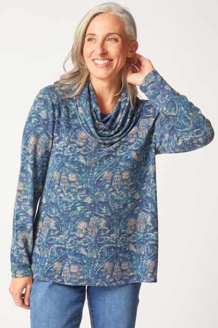 Super Soft Fleece Tapestry Cowl Neck