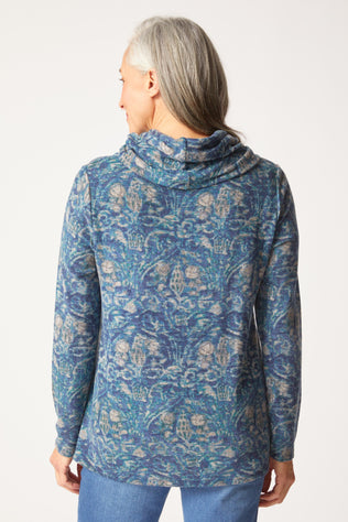 Super Soft Fleece Tapestry Cowl Neck