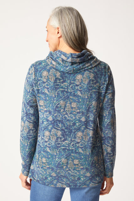 Super Soft Fleece Tapestry Cowl Neck