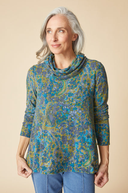 Super Soft Fleece Paisley Cowl