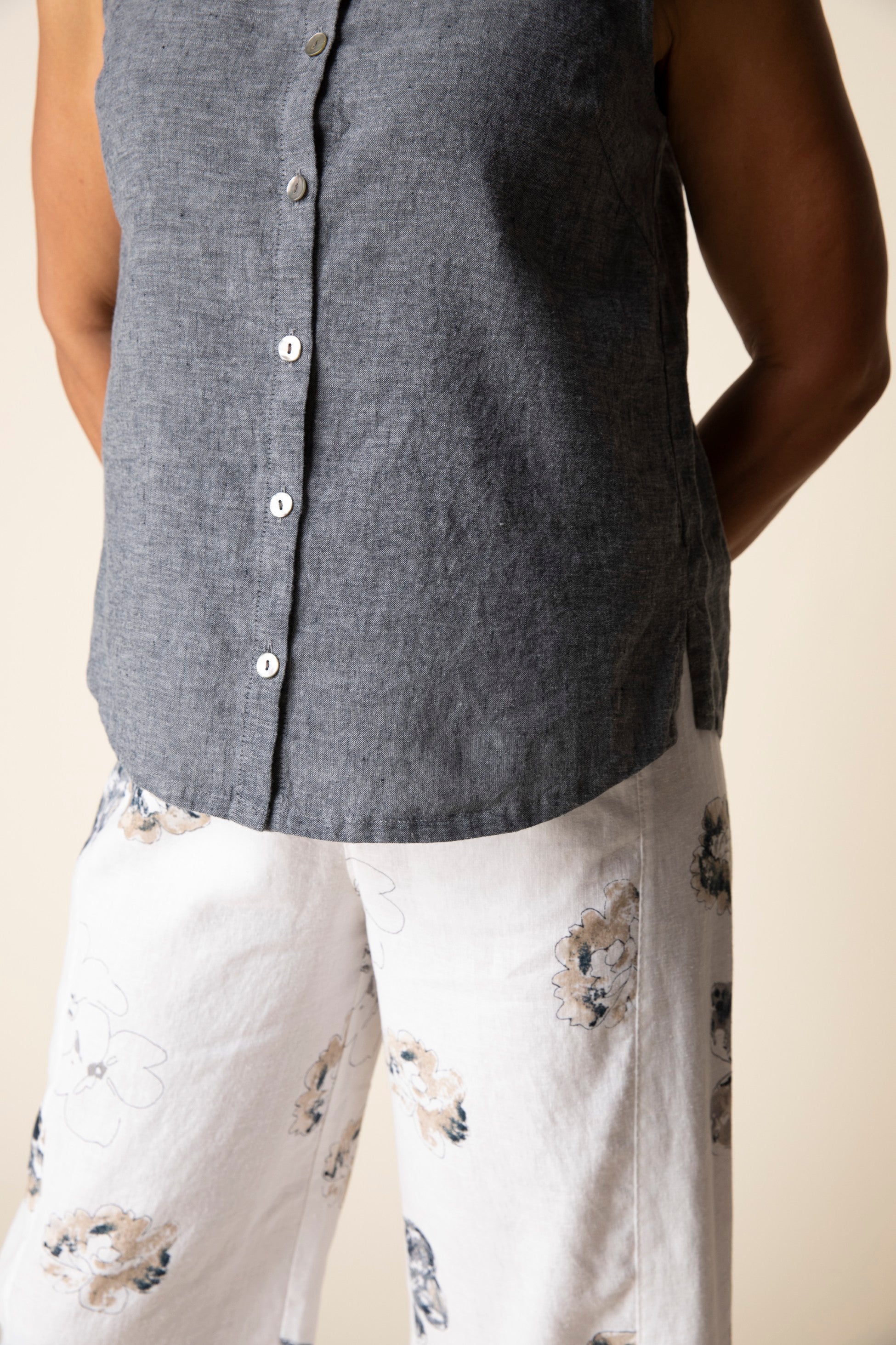 Watercolor Floral Bistro Tank – Habitat Clothes
