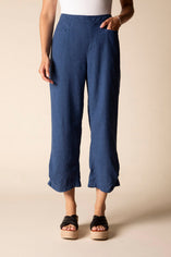 Pleat Button Capri