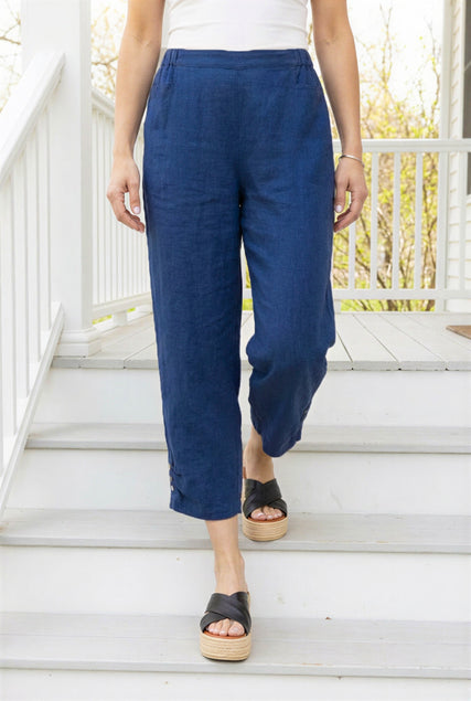 Pleat Button Capri