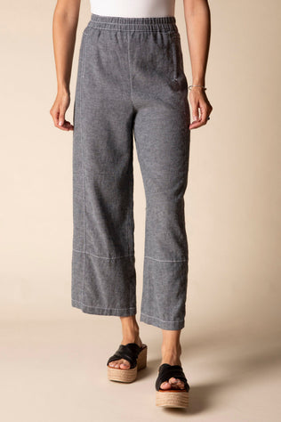 Contrast Seams Crop Pant
