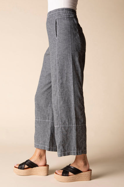 Contrast Seams Crop Pant