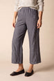 Contrast Seams Crop Pant