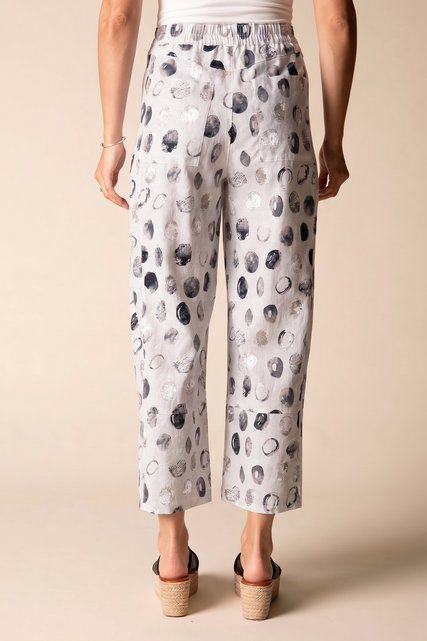 Contrast Seams Dot Crop Pant
