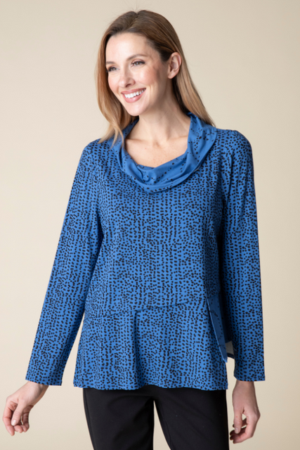 Core Travel Organic Dot Print Top