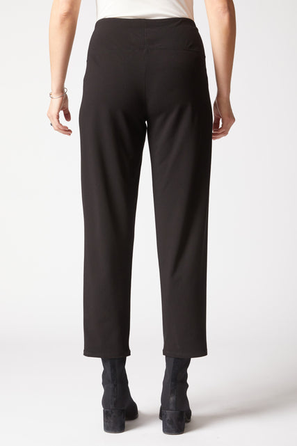 Core Travel Straight Pant