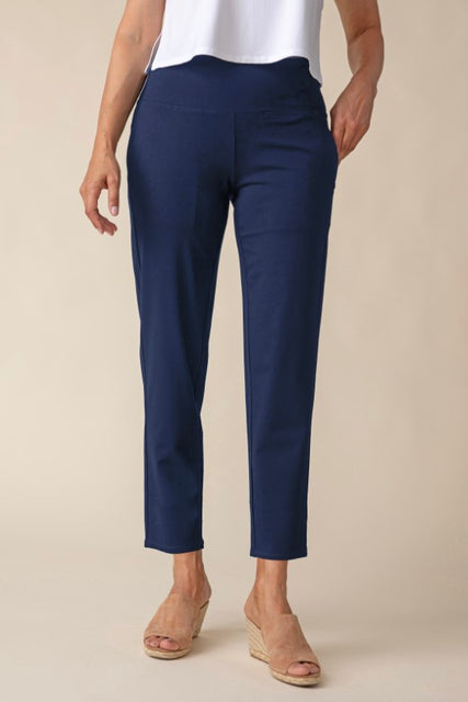 Core Travel Straight Pant