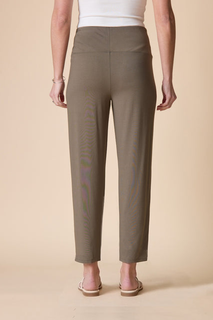 Core Travel Straight Pant