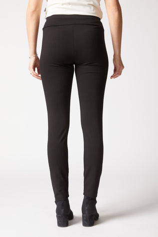 Core Travel Easy Pant