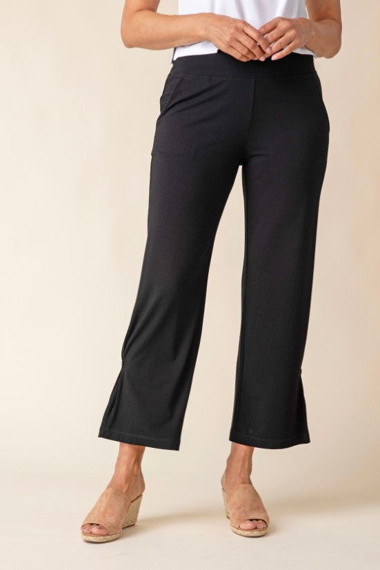 Core Travel Ankle Pleat Pant