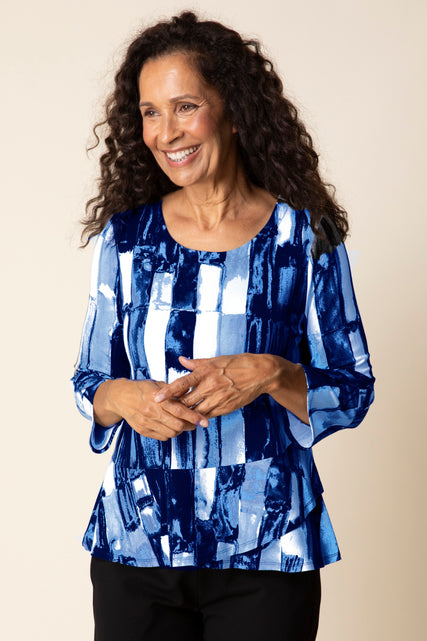 Core Travel Brush Stroke Top