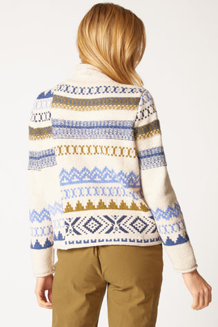 Chic Chalet Snowdrift Sweater